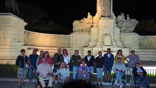 Asistentes al viaje de Chiclana posan en grupo