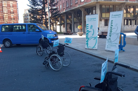 Campaña sensibilización sillas de ruedas en Burgos