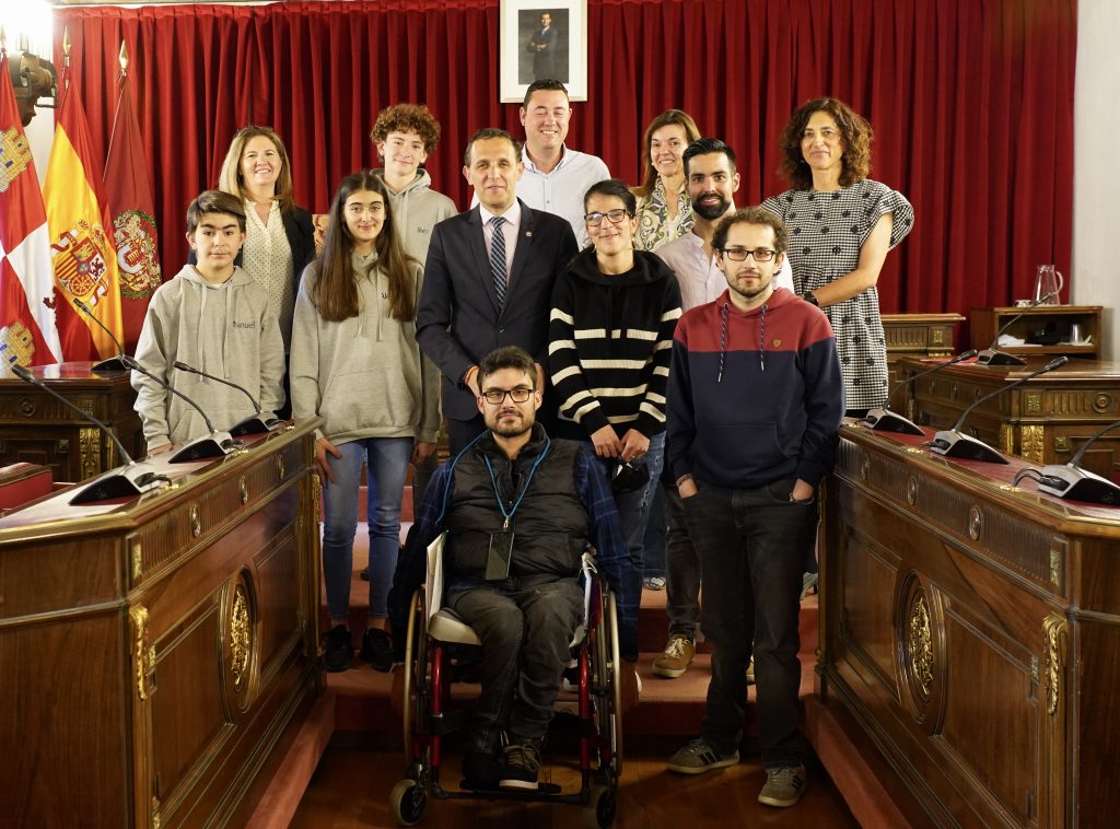 Jóvenes de la provincia de Valladolid y de ASPAYM Castilla y León 