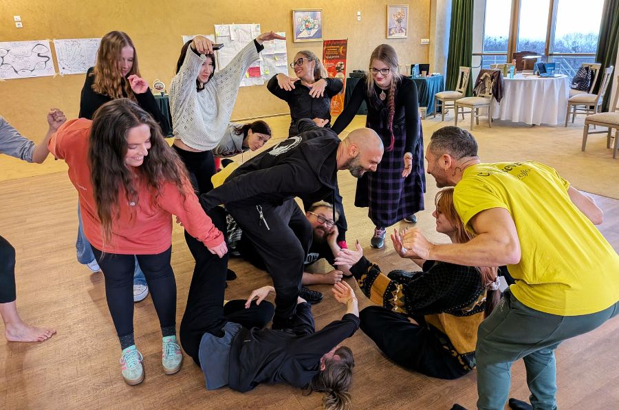 Participantes de al KA1 Mapping the journey en pleno movimiento