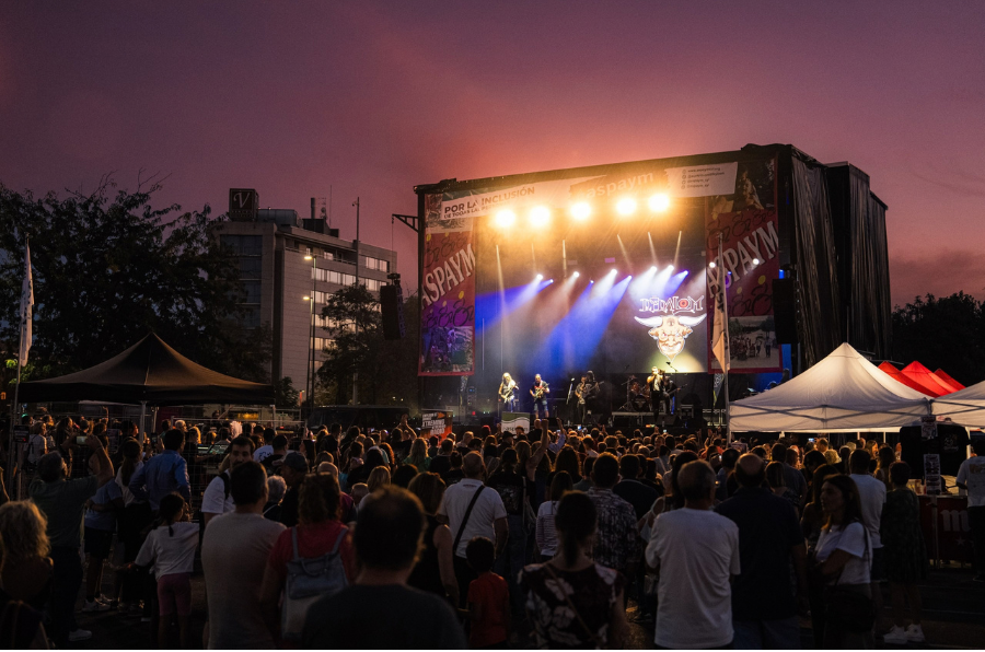 ASPAYM Castilla y León convierte Vallsur en un punto de encuentro para la música